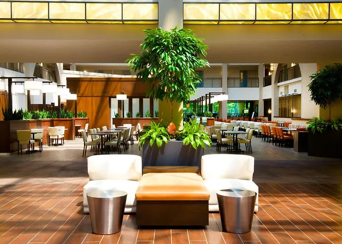 Embassy Suites By Hilton Cincinnati Northeast - Blue Ash