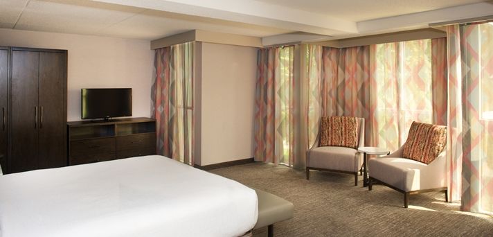Embassy By Hilton Cincinnati Northeast - Hotel 4*