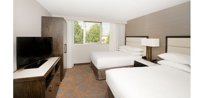 Embassy By Hilton Cincinnati Northeast -