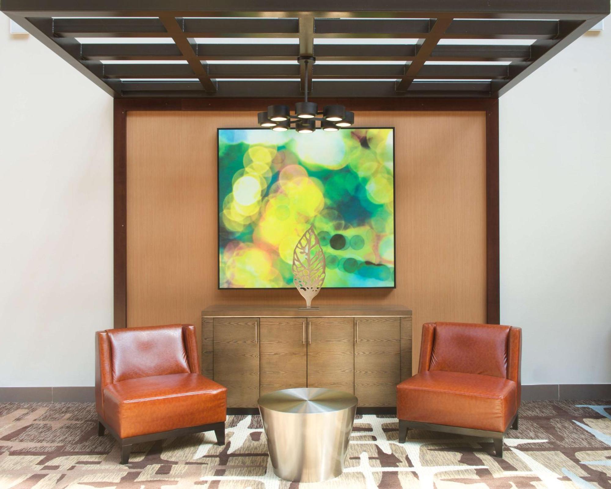 Embassy By Hilton Cincinnati Northeast - 4*