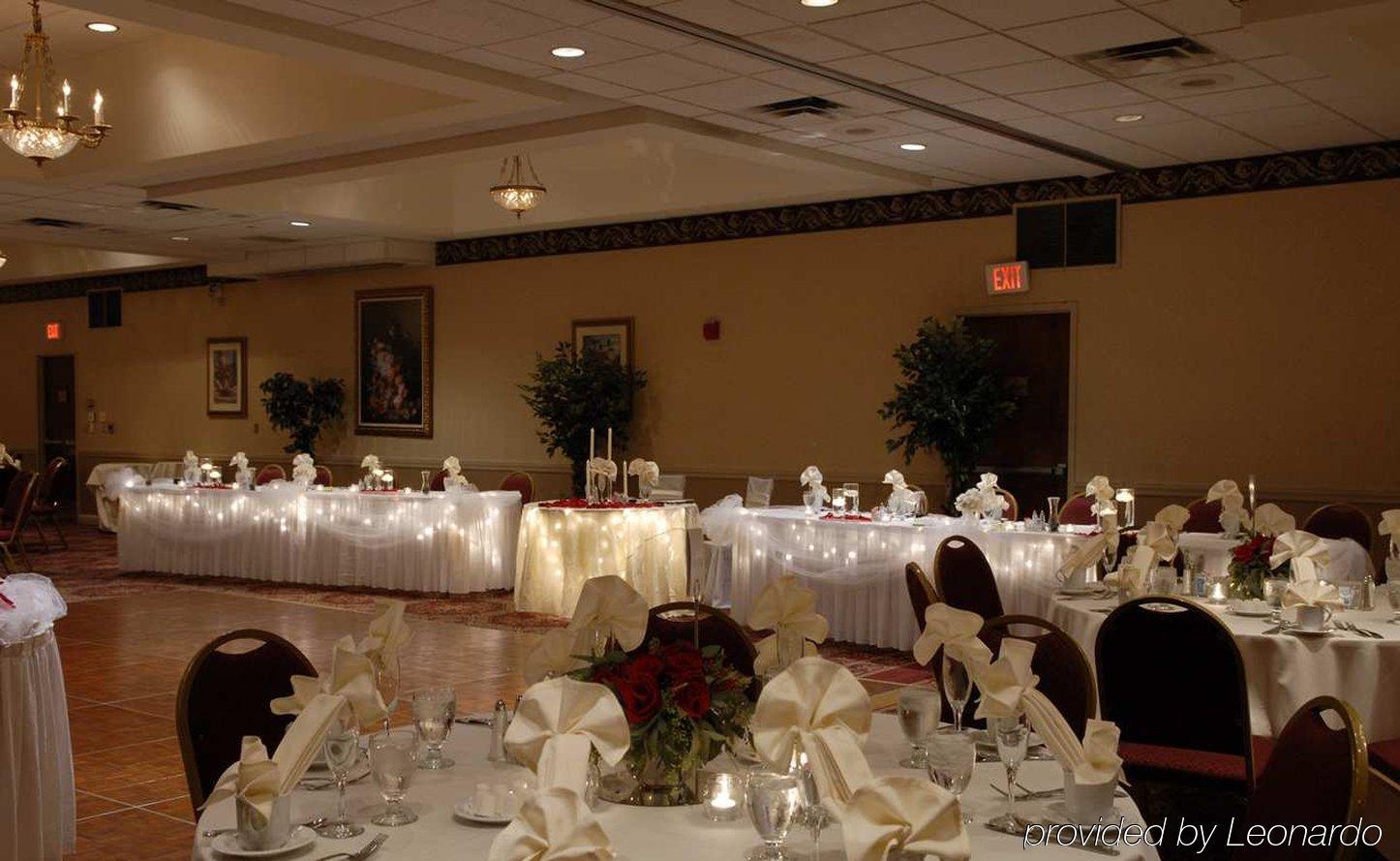 Embassy By Hilton Cincinnati Northeast - Hotel Blue Ash